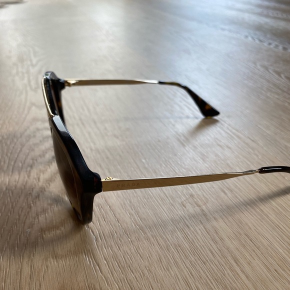 Prada tortoise sunglasses main image 4